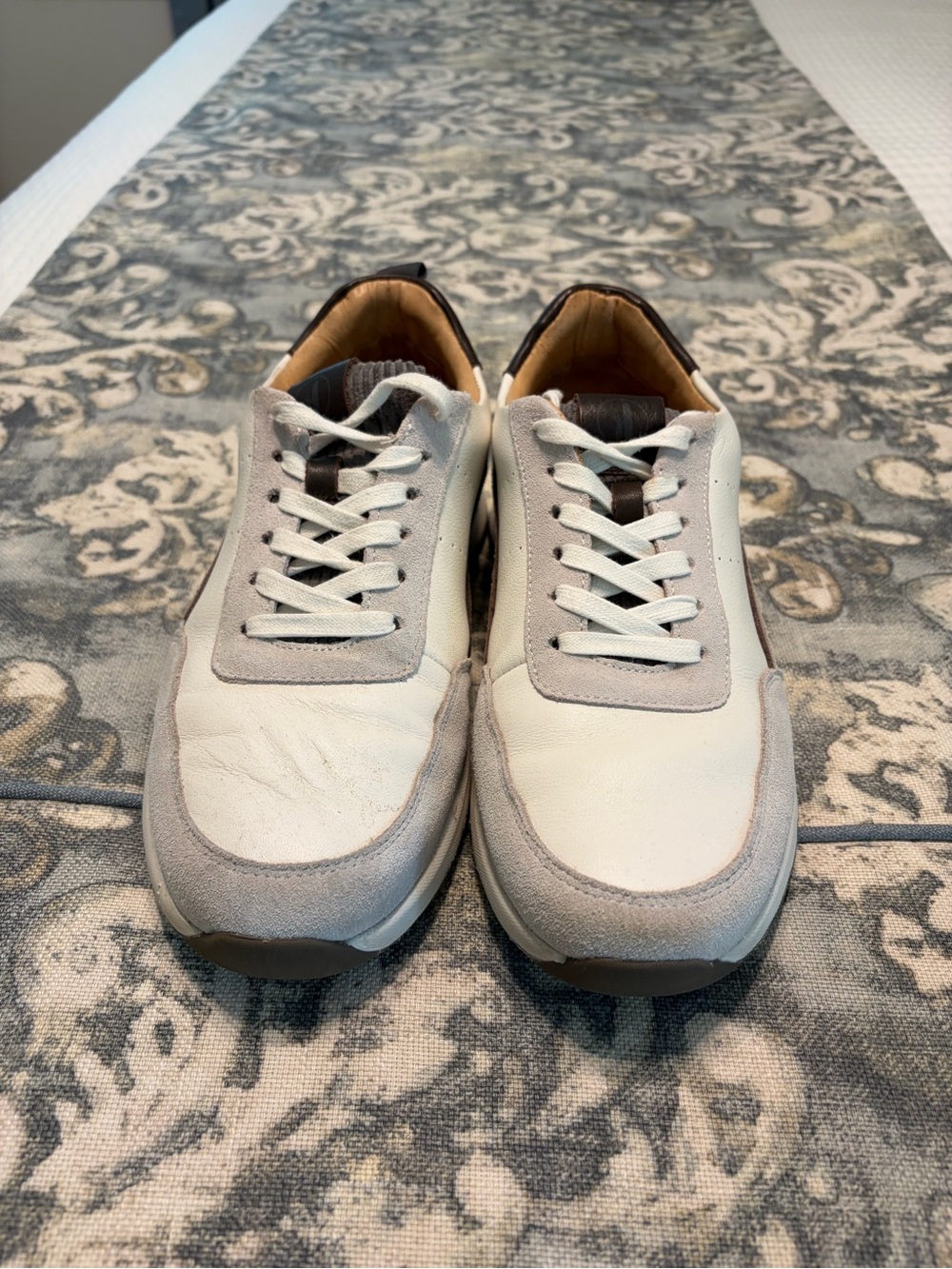 johnnie-O Men's White and Light Gray Leather Sneakers